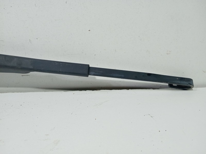 Recambio de brazo limpia delantero derecho para land rover discovery iv (l319) 3.0 sdv6 4x4 referencia OEM IAM LR038120  