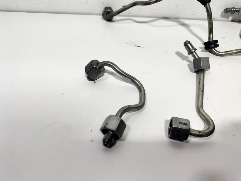 Recambio de tubo inyeccion para bmw serie 1 berlina (e81/e87) 2.0 turbodiesel cat referencia OEM IAM SERIE 1 BERLINA (E81/E87) 2