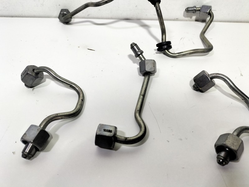 Recambio de tubo inyeccion para bmw serie 1 berlina (e81/e87) 2.0 turbodiesel cat referencia OEM IAM SERIE 1 BERLINA (E81/E87) 2