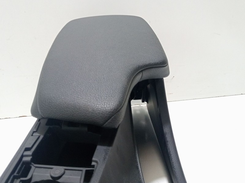 Recambio de consola central para bmw 3 (f30, f80) 318 d referencia OEM IAM 51169360528  