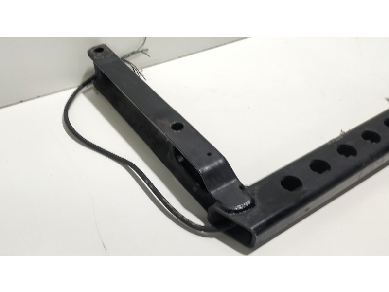 Recambio de enganche remolque para audi a5 (8t3) 2.0 tdi referencia OEM IAM 8K0002W  