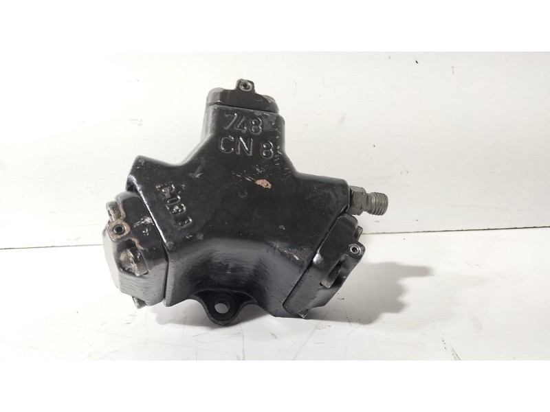Recambio de bomba inyeccion para mercedes-benz clase m (w163) ml 270 cdi (163.113) referencia OEM IAM A6120700001  
