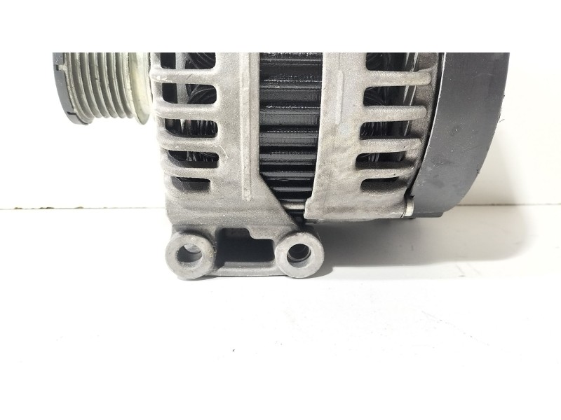 Recambio de alternador para mini mini (r56) cooper referencia OEM IAM 0121615027  