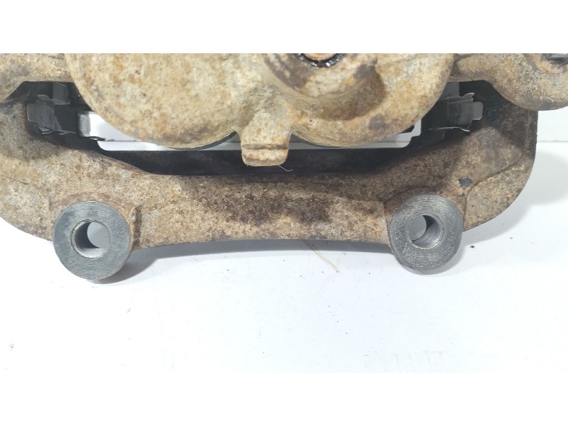 Recambio de pinza freno delantera derecha para land rover discovery iv (l319) 3.0 sdv6 4x4 referencia OEM IAM LR047906  
