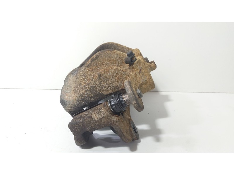 Recambio de pinza freno delantera derecha para land rover discovery iv (l319) 3.0 sdv6 4x4 referencia OEM IAM LR047906  