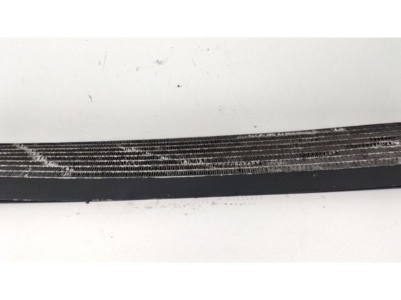 Recambio de radiador aceite para land rover discovery iv (l319) 3.0 sdv6 4x4 referencia OEM IAM 7H329N103AC  
