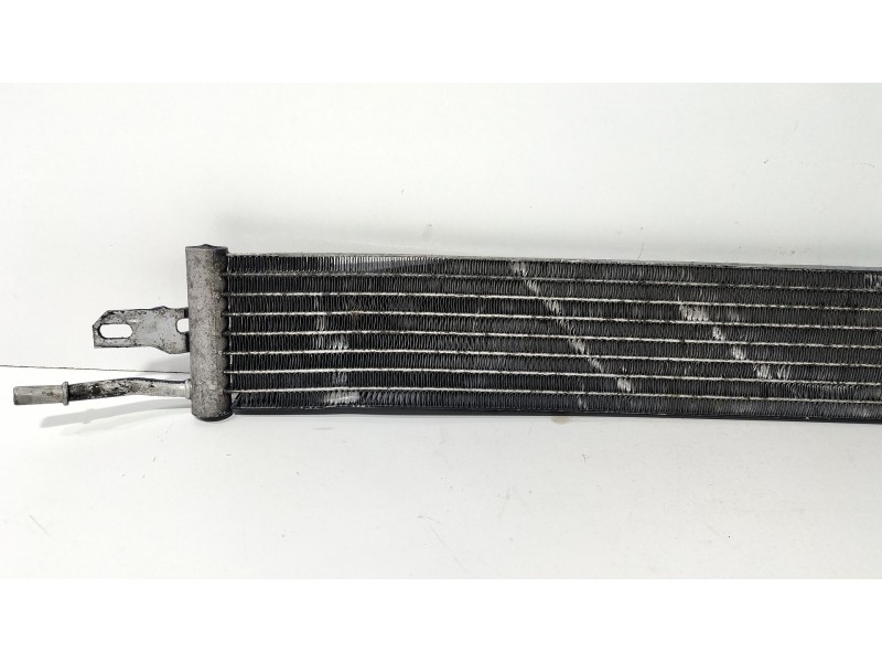 Recambio de radiador aceite para land rover discovery iv (l319) 3.0 sdv6 4x4 referencia OEM IAM 7H329N103AC  