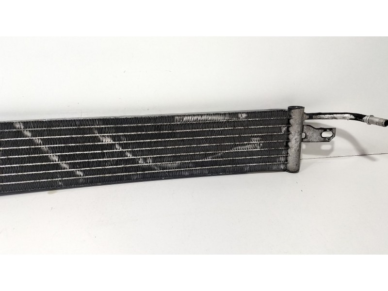 Recambio de radiador aceite para land rover discovery iv (l319) 3.0 sdv6 4x4 referencia OEM IAM 7H329N103AC  