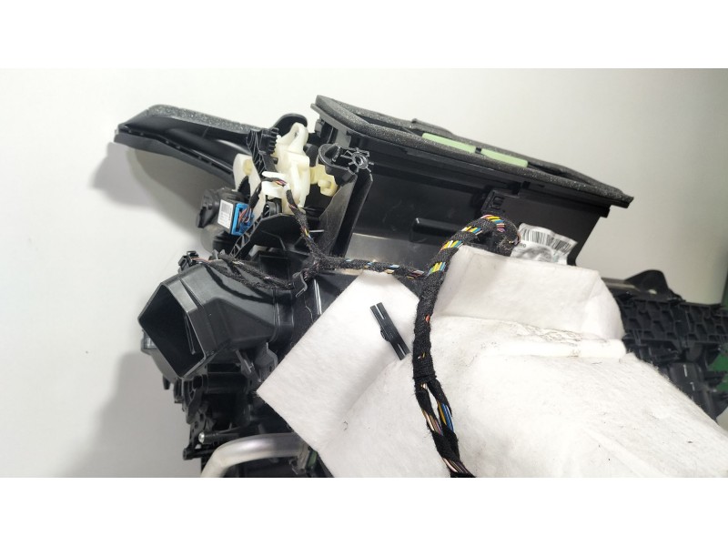 Recambio de mueble de calefaccion para seat leon st (5f8) 1.0 tsi referencia OEM IAM 5Q1816005AD  