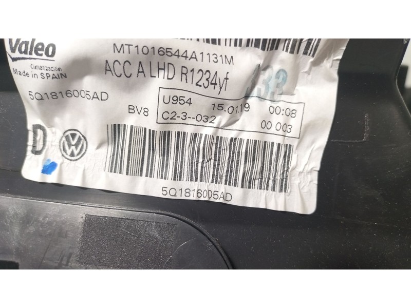 Recambio de mueble de calefaccion para seat leon st (5f8) 1.0 tsi referencia OEM IAM 5Q1816005AD  