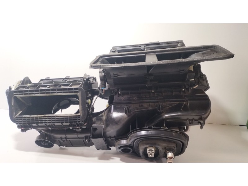 Recambio de mueble de calefaccion para seat leon st (5f8) 1.0 tsi referencia OEM IAM 5Q1816005AD  