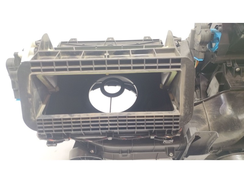 Recambio de mueble de calefaccion para seat leon st (5f8) 1.0 tsi referencia OEM IAM 5Q1816005AD  