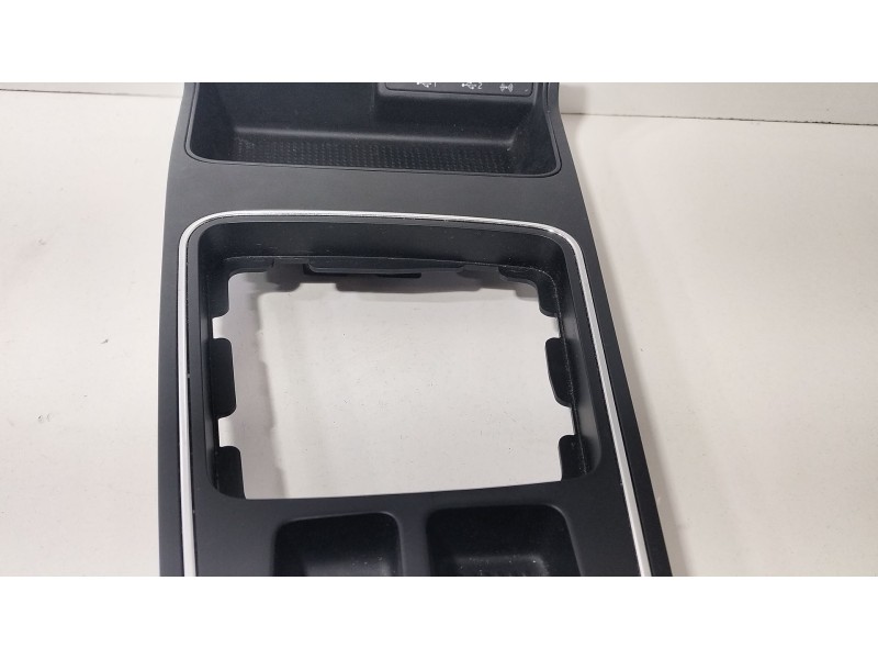 Recambio de moldura para seat leon st (5f8) 1.0 tsi referencia OEM IAM 5F1863283D  