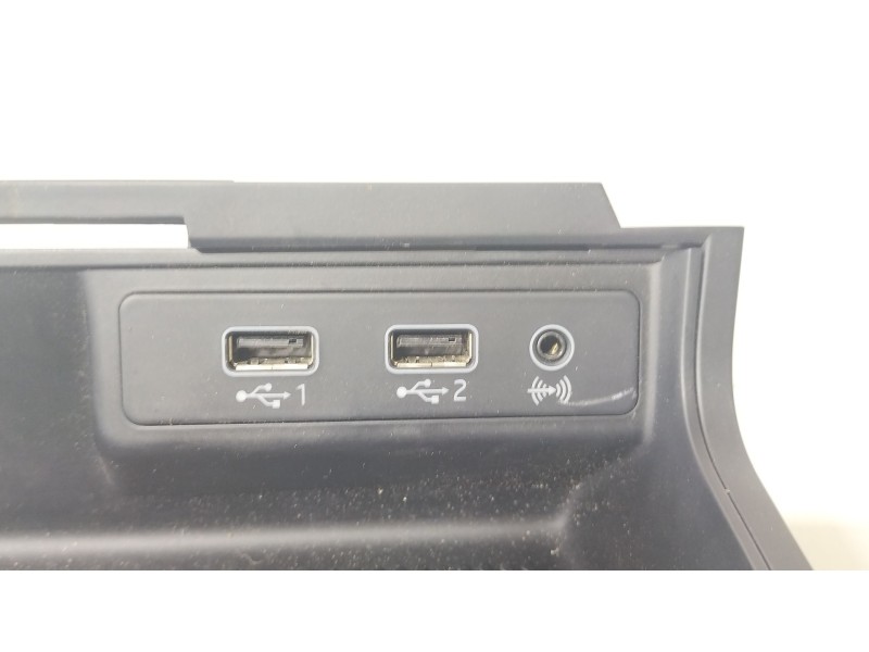 Recambio de moldura para seat leon st (5f8) 1.0 tsi referencia OEM IAM 5F1863283D  