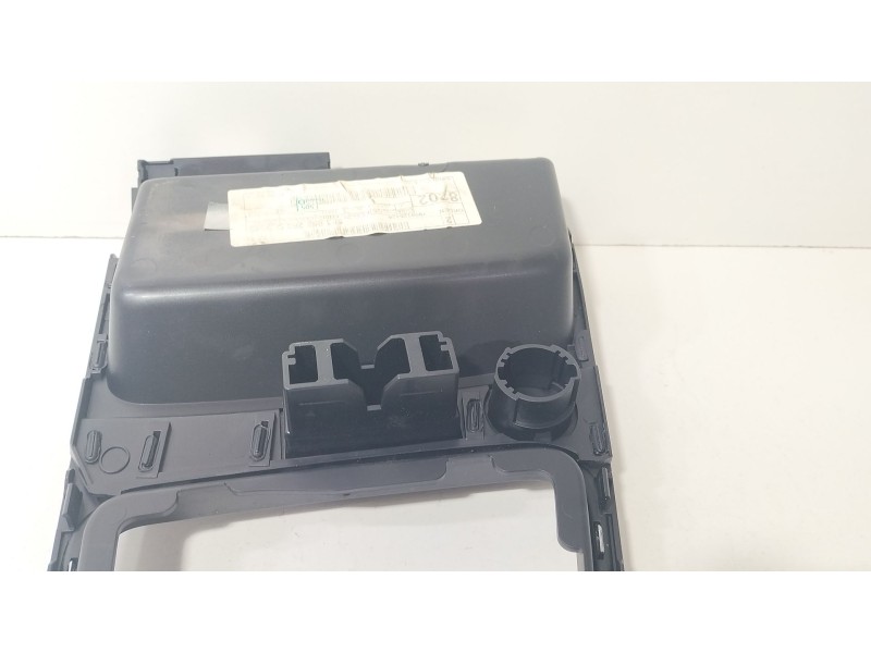 Recambio de moldura para seat leon st (5f8) 1.0 tsi referencia OEM IAM 5F1863283D  