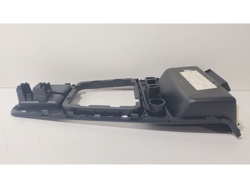 Recambio de moldura para seat leon st (5f8) 1.0 tsi referencia OEM IAM 5F1863283D  