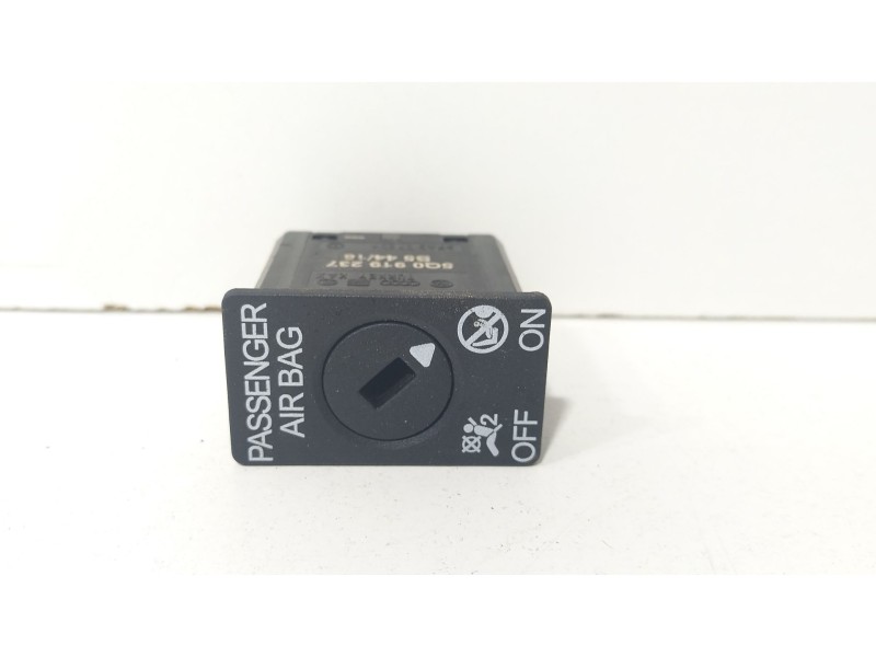 Recambio de interruptor para seat leon st (5f8) 1.0 tsi referencia OEM IAM 5Q0919237  