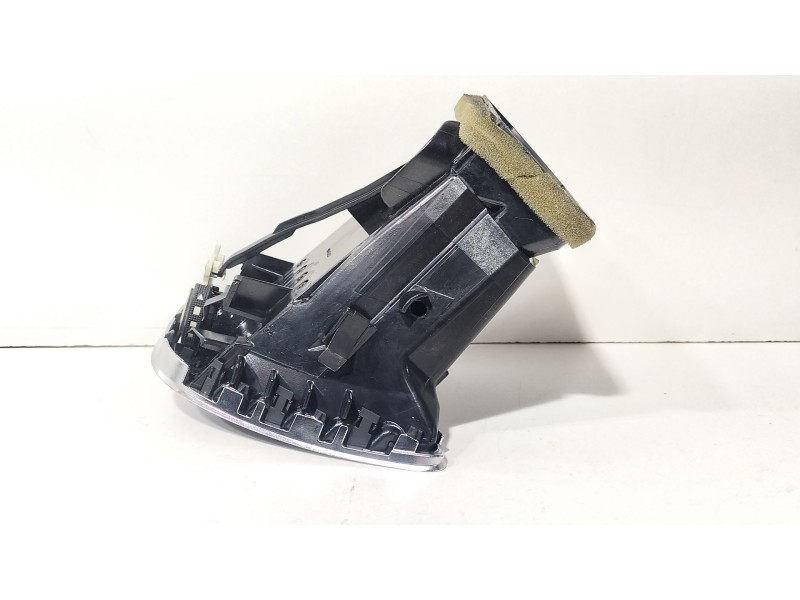 Recambio de rejilla aireadora para seat leon st (5f8) 1.0 tsi referencia OEM IAM 5F1820902  