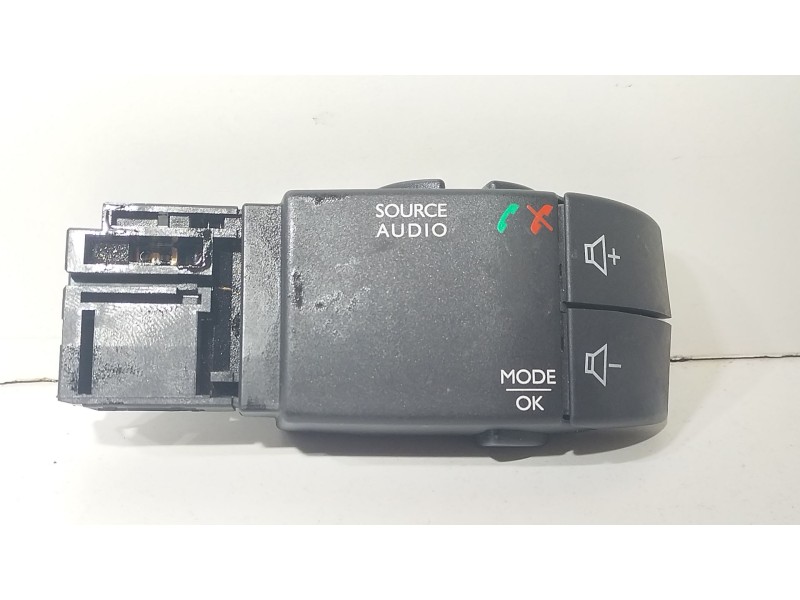 Recambio de mando volante para dacia dokker furgoneta/monovolumen 1.5 dci 75 / blue dci 75 (fejw, feah) referencia OEM IAM 25552