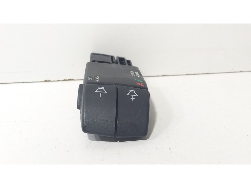 Recambio de mando volante para dacia dokker furgoneta/monovolumen 1.5 dci 75 / blue dci 75 (fejw, feah) referencia OEM IAM 25552