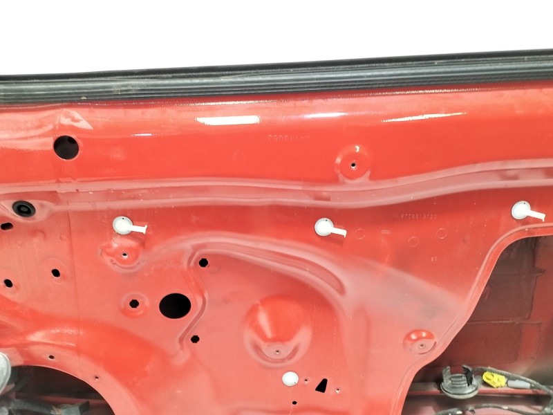 Recambio de puerta delantera derecha para audi a5 (8t3) 2.0 tdi referencia OEM IAM 8T0831052C  