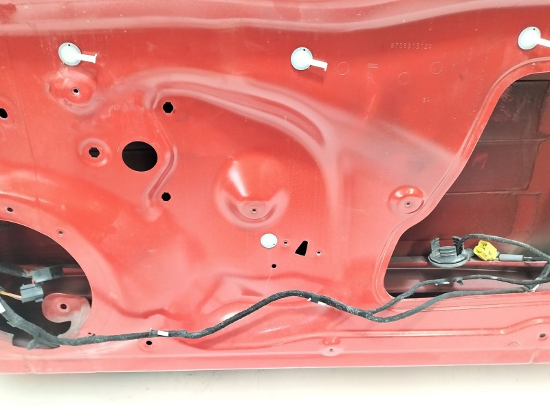 Recambio de puerta delantera derecha para audi a5 (8t3) 2.0 tdi referencia OEM IAM 8T0831052C  