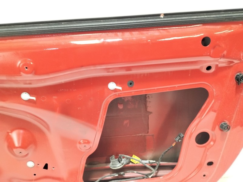 Recambio de puerta delantera derecha para audi a5 (8t3) 2.0 tdi referencia OEM IAM 8T0831052C  