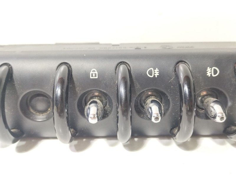 Recambio de mando elevalunas delantero izquierdo para mini mini (r50, r53) one referencia OEM IAM one  