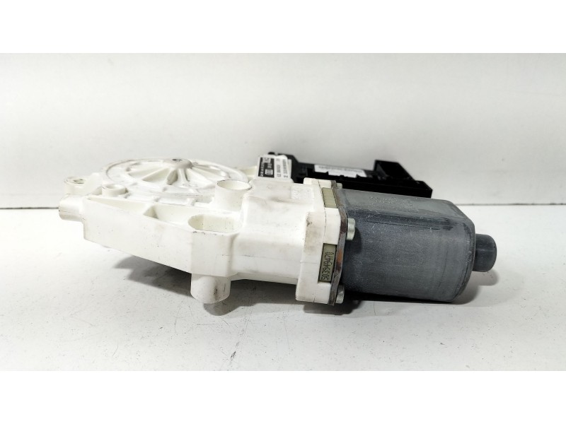 Recambio de motor elevalunas trasero derecho para audi a3 sportback (8p) 1.6 ambiente referencia OEM IAM 8P4959802B  