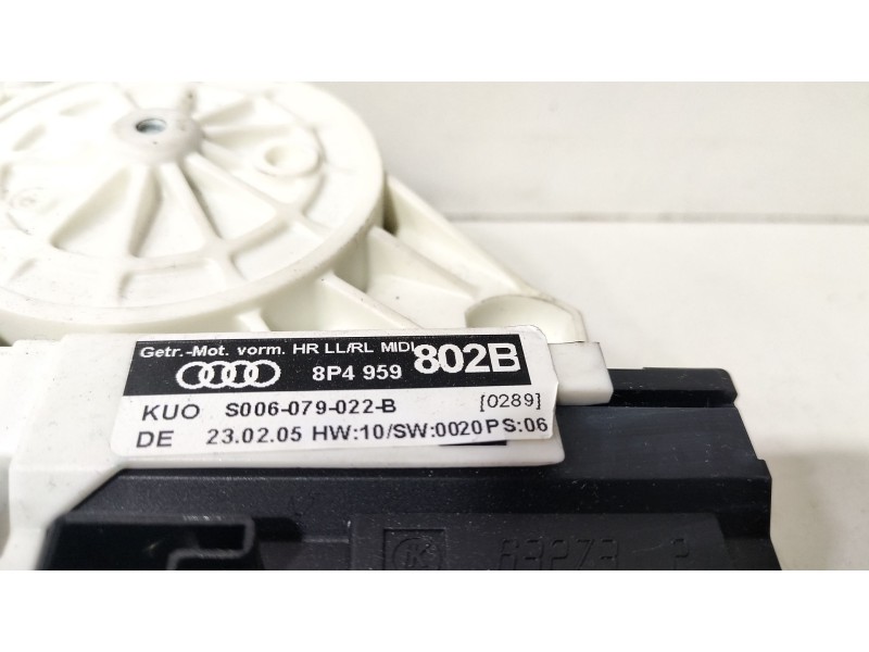 Recambio de motor elevalunas trasero derecho para audi a3 sportback (8p) 1.6 ambiente referencia OEM IAM 8P4959802B  