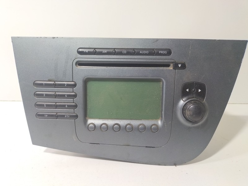 Recambio de sistema audio / radio cd para seat leon (1p1) 2.0 tdi 16v referencia OEM IAM 1P1035186B  