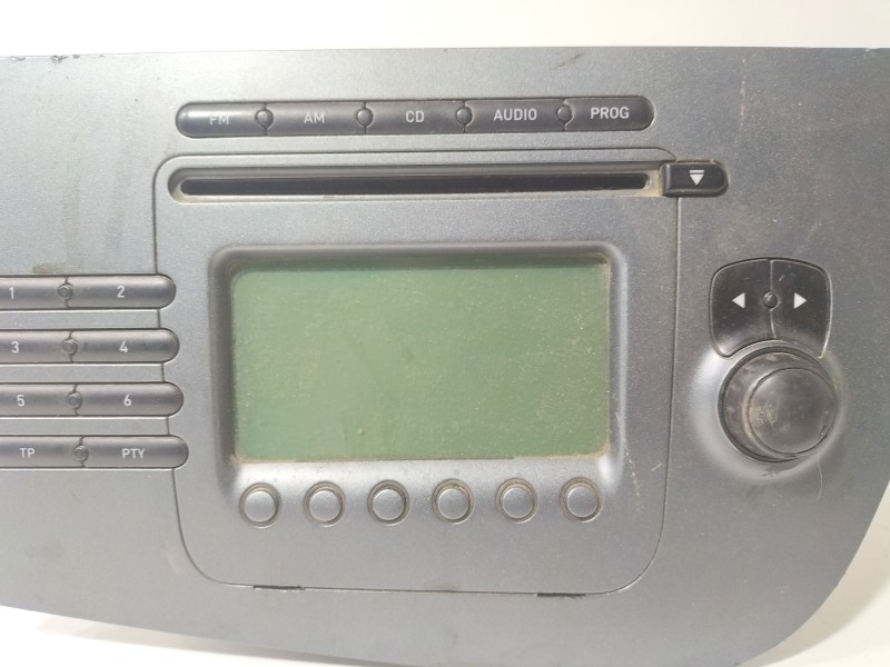 Recambio de sistema audio / radio cd para seat leon (1p1) 2.0 tdi 16v referencia OEM IAM 1P1035186B  