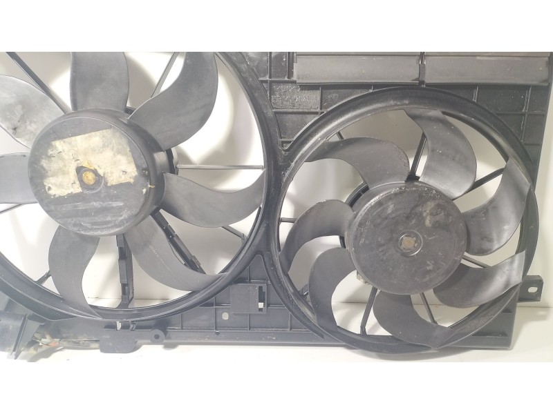 Recambio de electroventilador para seat leon (1p1) 2.0 tdi 16v referencia OEM IAM 1K0121207AA  
