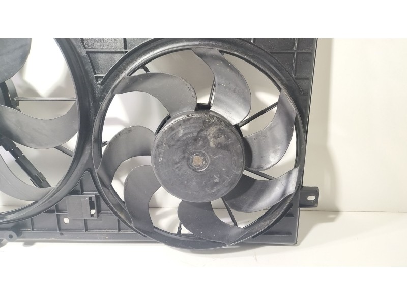 Recambio de electroventilador para seat leon (1p1) 2.0 tdi 16v referencia OEM IAM 1K0121207AA  