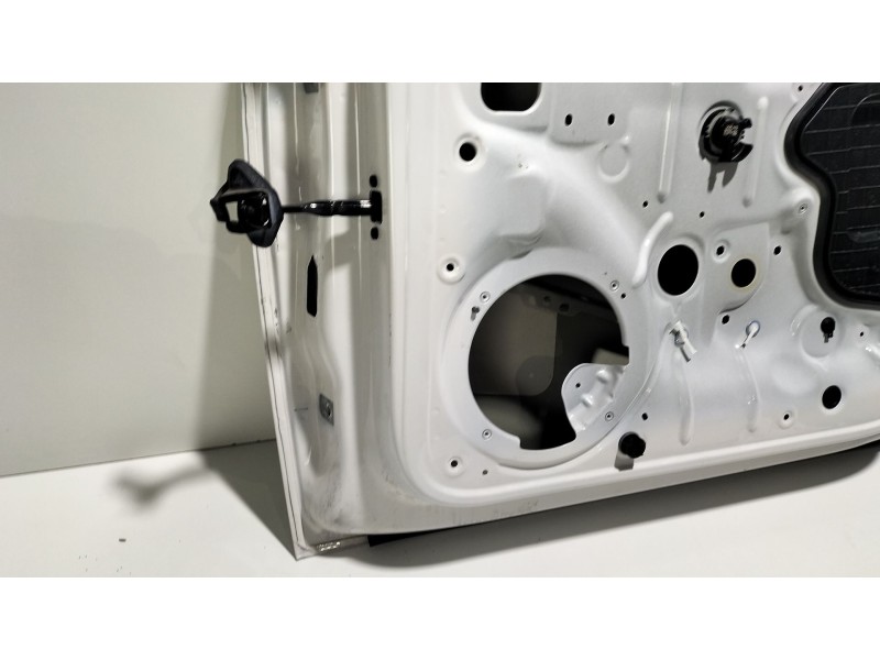 Recambio de puerta delantera derecha para seat leon st (5f8) 1.0 tsi referencia OEM IAM 5F4831056A  