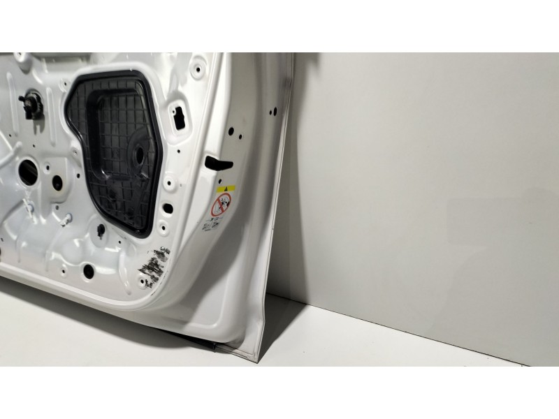 Recambio de puerta delantera derecha para seat leon st (5f8) 1.0 tsi referencia OEM IAM 5F4831056A  