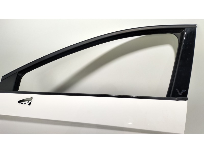 Recambio de puerta delantera izquierda para seat leon st (5f8) 1.0 tsi referencia OEM IAM 5F4831055A  