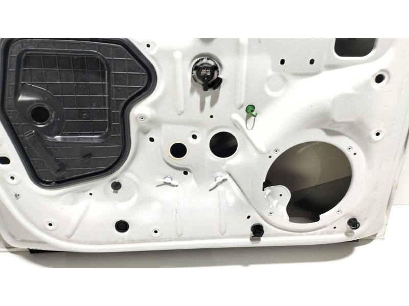 Recambio de puerta delantera izquierda para seat leon st (5f8) 1.0 tsi referencia OEM IAM 5F4831055A  