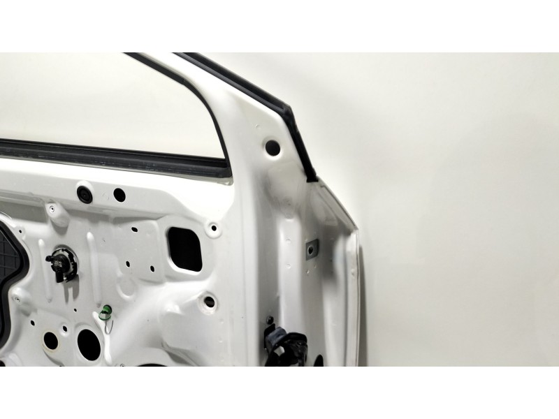 Recambio de puerta delantera izquierda para seat leon st (5f8) 1.0 tsi referencia OEM IAM 5F4831055A  