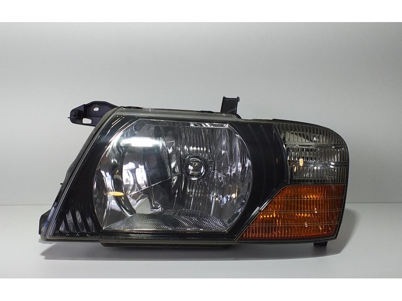 Recambio de faro izquierdo para mitsubishi montero (v60/v70) 3.2 di-d instyle (3-ptas.) referencia OEM IAM 10087419 73793 R