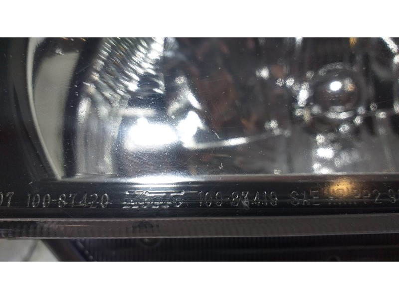 Recambio de faro izquierdo para mitsubishi montero (v60/v70) 3.2 di-d instyle (3-ptas.) referencia OEM IAM 10087419 73793 R