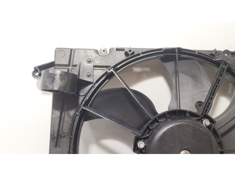 Recambio de electroventilador para dacia logan (ls_) 1.5 dci (ls0w) referencia OEM IAM 8200702960  