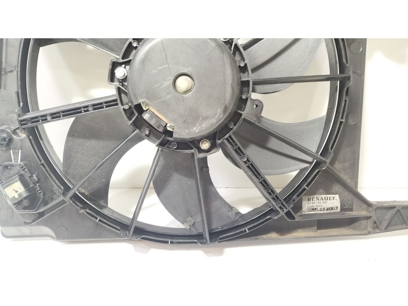 Recambio de electroventilador para dacia logan (ls_) 1.5 dci (ls0w) referencia OEM IAM 8200702960  