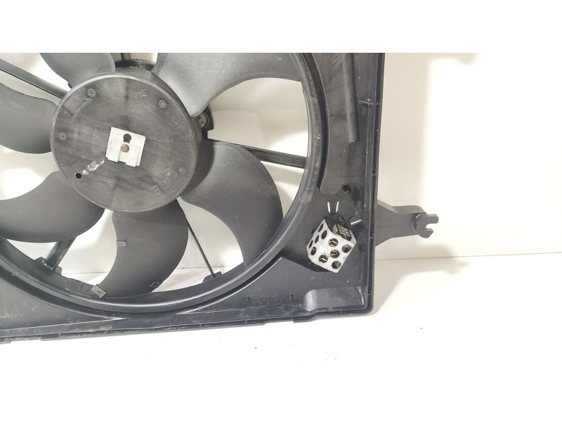 Recambio de electroventilador para dacia logan (ls_) 1.5 dci (ls0w) referencia OEM IAM 8200702960  