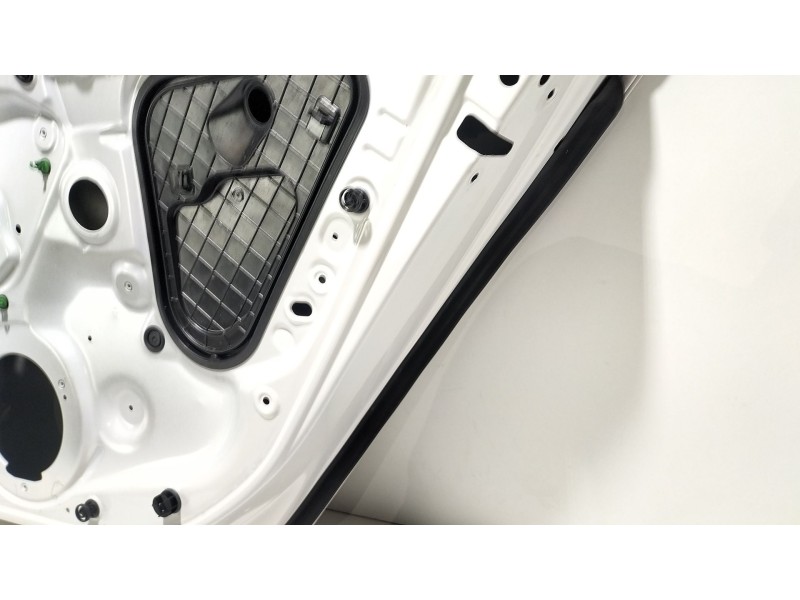Recambio de puerta trasera derecha para seat leon st (5f8) 1.0 tsi referencia OEM IAM 5F4833056  