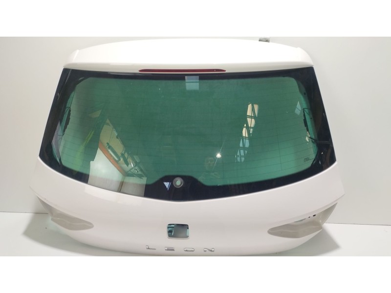 Recambio de porton trasero para seat leon st (5f8) 1.0 tsi referencia OEM IAM 5F4827024  