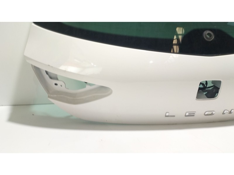 Recambio de porton trasero para seat leon st (5f8) 1.0 tsi referencia OEM IAM 5F4827024  