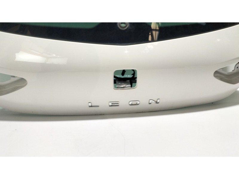Recambio de porton trasero para seat leon st (5f8) 1.0 tsi referencia OEM IAM 5F4827024  