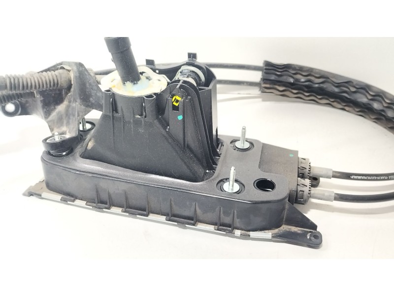 Recambio de palanca cambio para seat leon st (5f8) 1.0 tsi referencia OEM IAM 5Q0711049BJ  