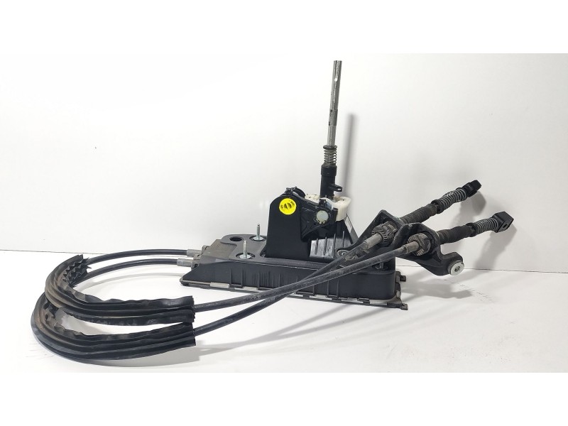 Recambio de palanca cambio para seat leon st (5f8) 1.0 tsi referencia OEM IAM 5Q0711049BJ  